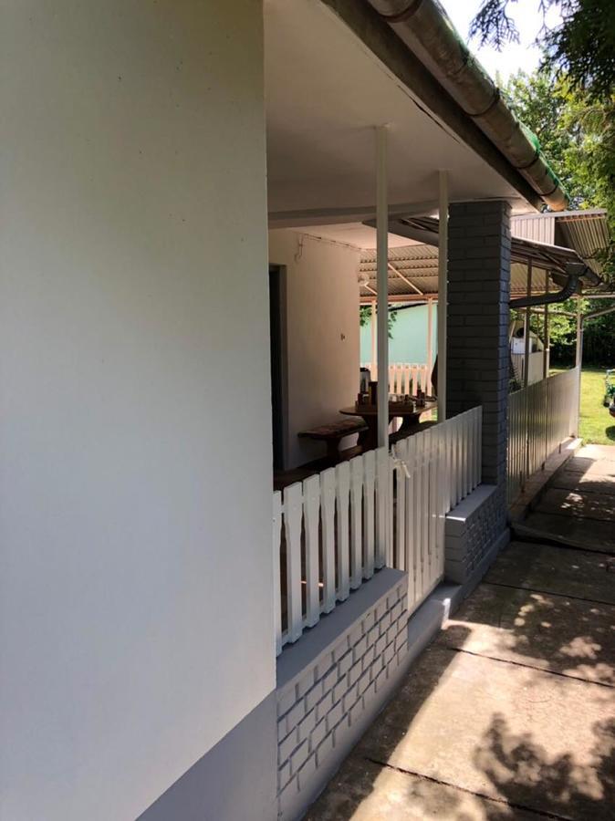 Retro Haz Guest House Balatonszabadi Exterior photo